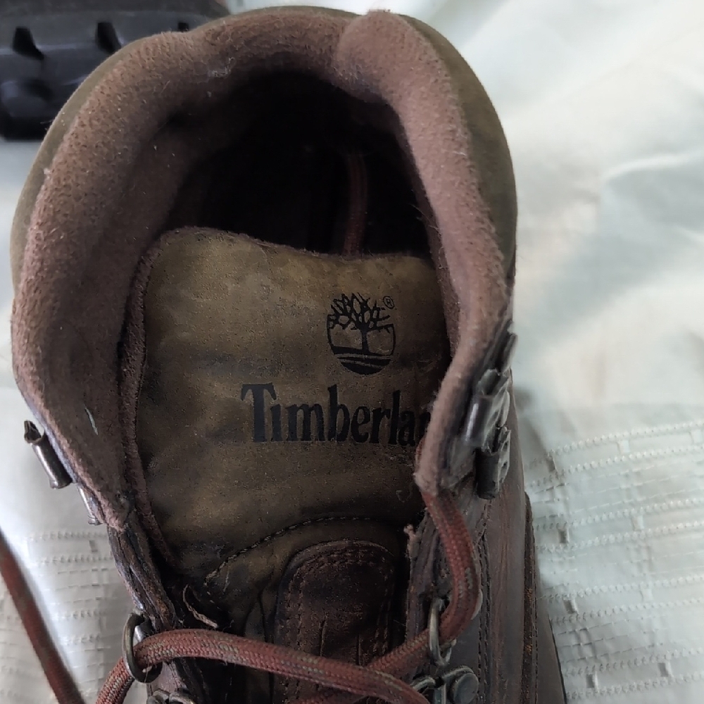 Timberland Dark Brown Leather Boots - Picture 6 of 6